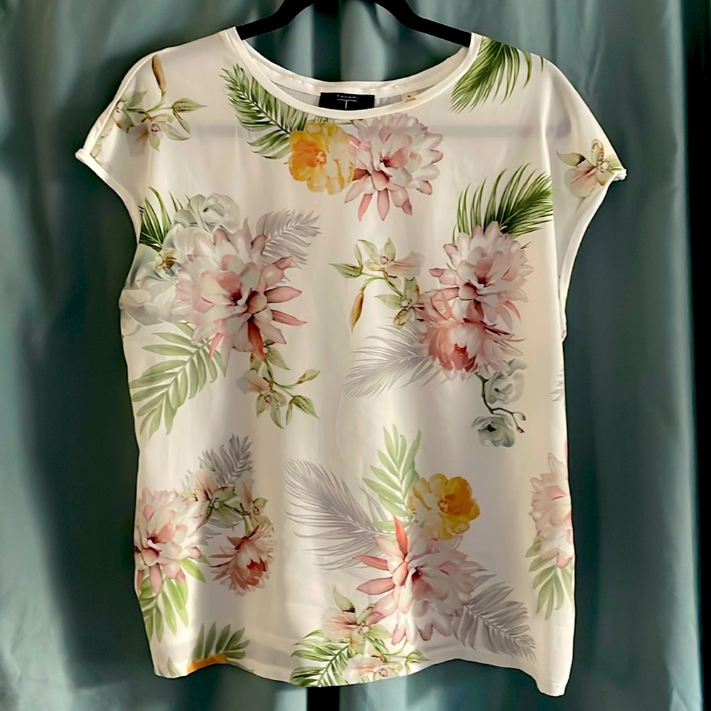 Tahari medium Short-sleeve floral blouse